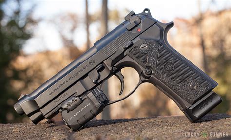 what guns are similar to beretta m9